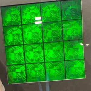 สติกเกอร์โฮโลแกรมป้องกันการปลอมแปลงแบบสี่เหลี่ยม พร้อมคิวอาร์โค้ด ป้องกันการปลอมแปลง ฉลากเลเซอร์ตรวจสอบความถูกต้อง ออกแบบฟรี - Product Image 3