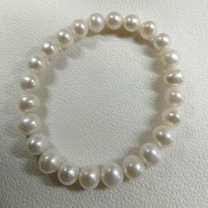 Bracelet en fil élastique avec perle d'eau douce, simple et pratique à porter, accessoire de bijoux - Product Image 2