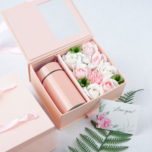 Set Regalo con Rosa Stabilizzata e Bicchiere Termico per Donne - Perfetto per San Valentino, Festa della Mamma e Anniversari - Product Image 2