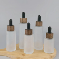 Pipette compte-gouttes en verre 20/410 avec cercle en bambou naturel 18MM Bouchons compte-gouttes noirs à visser en bambou pour flacons d'huiles essentielles