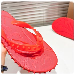 Nouvelles pantoufles rouges à bout ouvert pour la maison 2026 |   Chaussons de luxe doux et confortables pour intérieur et extérieur, antidérapants, pour salle de bain et hôtel, avec design en sangle - Product Image 5