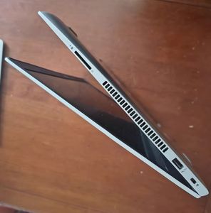 Ordinateur portable H-P <span class=keywords><strong>ProBook</strong></span> <span class=keywords><strong>455</strong></span> <span class=keywords><strong>G7</strong></span>, avec AMD Ryzen 7 4700U, 16 Go de RAM et 512 Go de stockage - Product Image 6