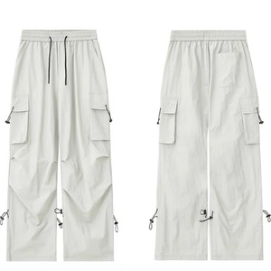 Pantalones Deportivos Personalizados al por Mayor, Ligeros, con Cordón, Impermeables, Holgados, de Nailon, Tipo Paracaídas para Mujer - Product Image 5