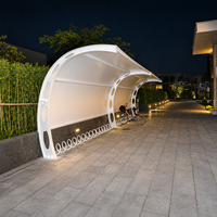 Structure de carport moderne en membrane PVDF de qualité supérieure, imperméable, résistante aux UV, pour l'extérieur, abri pour voitures d'école