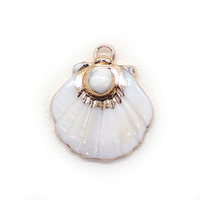 Pendentif en améthyste incrustée de coquillages avec bordure dorée, collier DIY pour occasions festives