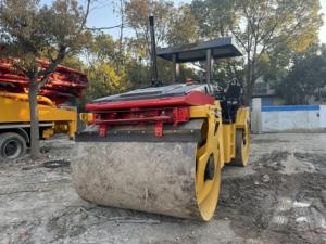 Compactadora Usada DYNAPAC CC522, Vibrador de Doble Tambor, Segunda Mano, Original de Suecia, Rodillo Compactador Dynapac CC522 Usado Disponible para la Venta - Product Image 3