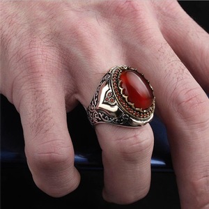 Edelsteinring im Retro-Stil mit ovalem Einlegedesign, Rot und Schwarz, Legierungsringe für Männer und Frauen - Product Image 6