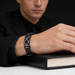 Brazalete de Cuero Genuino con Bucle Infinito de Acero Inoxidable Plateado Negro de Alta Calidad, Joyería para Hombre - Product Image 2