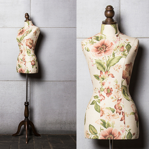 <span class=keywords><strong>Mannequin</strong></span> de <span class=keywords><strong>couture</strong></span> femme en porcelaine bleue et blanche de style chinois - Product Image 6
