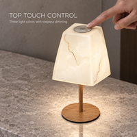 Lampe de table LED d'ambiance vintage sans fil rechargeable à intensité variable avec abat-jour en pétales de muguet pour mariage, salle à manger et chevet