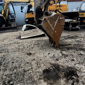 Excavadora de cadenas Caterpillar 320D2L usada, 20 toneladas, motor Cummins, 136KW, precio bajo - Product Image 6