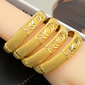 Phụ Nữ Chất Lượng Cao Tùy Chỉnh Mạ Vàng Đồng Trang Sức Bangles Thời Trang Cho Đám Cưới Và Ấn Độ Trực Tiếp Từ Nhà Sản Xuất - Product Image 1
