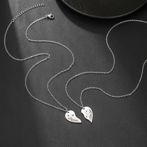 Collier cœur en acier inoxydable pour meilleures amies, ensemble cadeau pour sœurs - Product Image 3