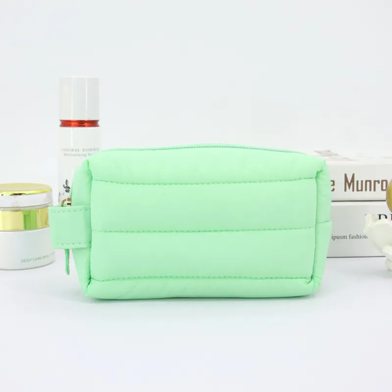 Custom Lightweight Puffed Puffer Pouch Waterproof Polyester Nylon Puffy Cosmetic Bag Makeup Quilted Bags