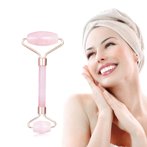 Masseur facial pour soins <span class=keywords><strong>de</strong></span> la peau, Gua Sha, <span class=keywords><strong>rouleau</strong></span> <span class=keywords><strong>de</strong></span> <span class=keywords><strong>jade</strong></span> pour le visage, outil <span class=keywords><strong>de</strong></span> massage naturel pour la peau, ensemble <span class=keywords><strong>de</strong></span> rouleaux <span class=keywords><strong>de</strong></span> <span class=keywords><strong>jade</strong></span> et Gua Sha pour massage facial - Product Image 5