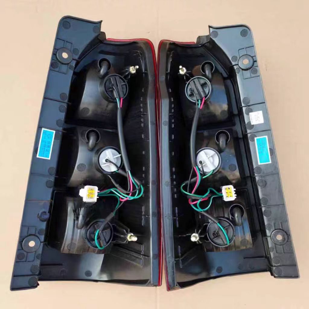 Car Auto Parts Red Taillamp Halogen Tail Lights for SGMW WuLing HongGuang V Rear Tail Brake Light Lamp Brake Parts Image 4