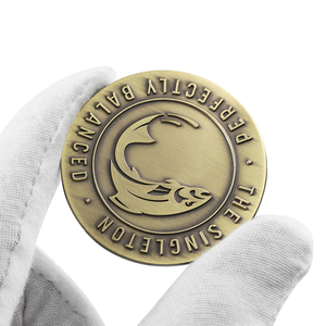 <span class=keywords><strong>2025</strong></span> mới bán buôn 3D chết dập Brass hat pins chi tiết cao Kẽm hợp kim kim loại ve áo Pin huy hiệu các nhà sản xuất tùy chỉnh pin phù hiệu - Product Image 1