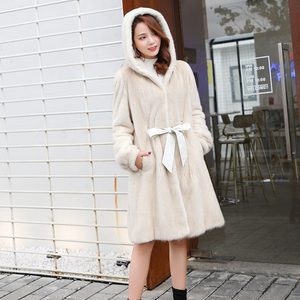 <span class=keywords><strong>Cappotto</strong></span> di <span class=keywords><strong>pelliccia</strong></span> di visone con cappuccio lungo e dimagrante alla moda da donna Casual inverno con bottoni con decorazione a bottoni <span class=keywords><strong>tipo</strong></span> di prodotto intero cappotti da donna - Product Image 1