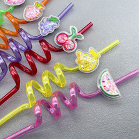 Accessoires de Bar de décoration de fête Nouveau Cocktail Unique Paille en spirale réutilisable Glitter Food Fruit Topper Paille à boire en plastique