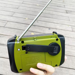 Nuevo Altavoz BT, Retro y Portátil, con Linterna LED, Radio de Emergencia AM/FM/SW con Energía Solar de 2000mAh - Product Image 6