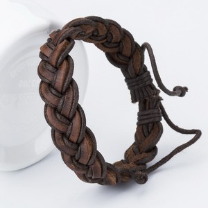 Wholesale Multilayer Leather Bracelet <strong>Gelang</strong> Kulit Vintage Punk Wristband <strong>Bangle</strong> Handmade Braided Leather Bracelet for Men - Product Image 5