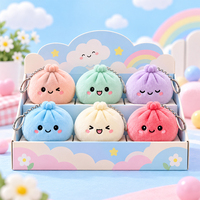 Porte-clés en peluche personnalisés, jouets anti-stress en peluche et breloques de sac, parfaits pour les sacs à dos d'étudiants, vente en gros en usine