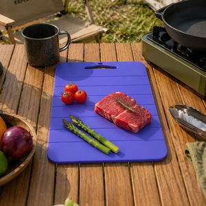 항균 곰팡이 방지 접이식 식품 등급 실리콘 도마 (절단 자국 방지); 치수 30 X 28 <span class=keywords><strong>cm</strong></span> 두께 - Product Image 2