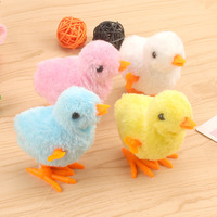 Jouets à remonter interactifs pour chats : lapin en peluche et poussin sauteur, jouet à remonter original en forme de poulet pour animaux de compagnie