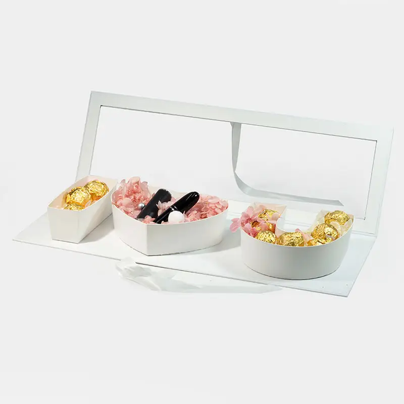 Embalagem luxuosa de chocolate para o Dia dos Namorados caixa de presente em forma de letra I coração U branco com janela transparente