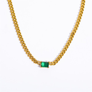 Collana Cubana Personalizzata da Donna Placcata Oro 18K con Diamanti Quadrati, Resistente all'Acqua e all'Ossidazione, Gioielli di Moda all'Ingrosso - Product Image 4