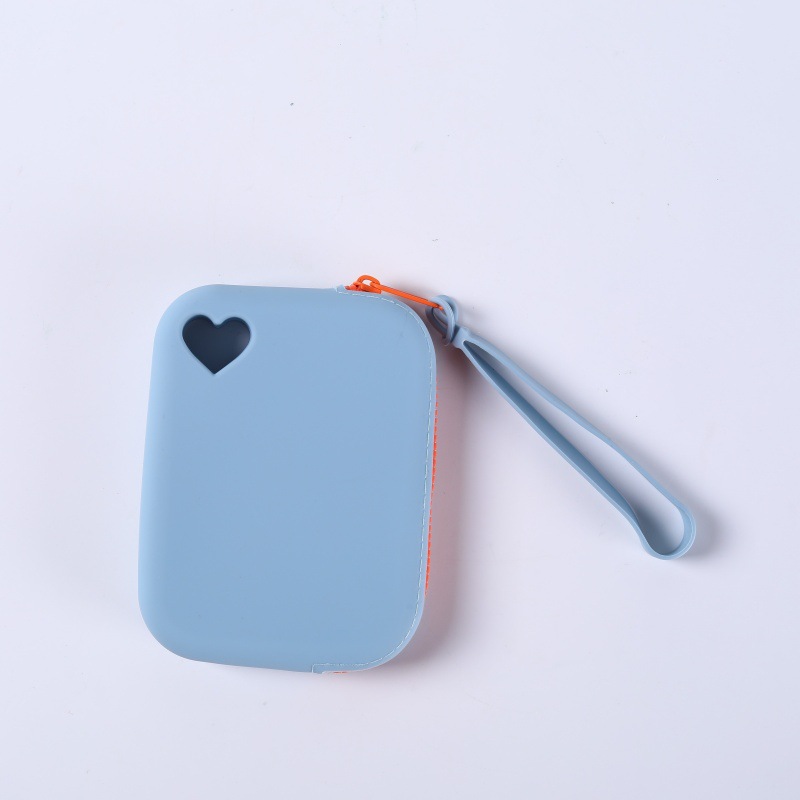 กระเป๋าสีน้ำเงินสองเฉด (Love Bag)