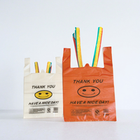 Sacs de transport biodégradables en PEHD haute densité et durables avec poignée gilet pour ustensiles de cuisine et parapluies – Lot en vrac