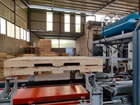 Machine à clouer automatique pneumatique de taille personnalisable Machine à clouer les blocs de palettes en bois