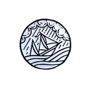 Top vente personnalisé broche broches croquis <span class=keywords><strong>nuit</strong></span> Fine Art métal doux dur émail univers <span class=keywords><strong>Photo</strong></span> <span class=keywords><strong>montagne</strong></span> broche Badge pour cadeau Souvenir - Product Image 2