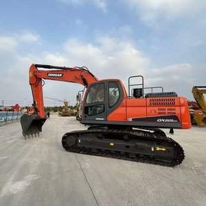 Excavatrice Doosan DX225LCA d'occasion abordable, équipement puissant et fiable pour les opérations de construction, de carrière et d'exploitation minière - Product Image 1