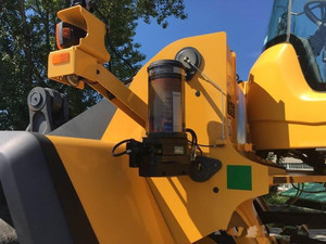 Chargeur Volvo 150G d'occasion à grandes roues avec moteur puissant à vendre - Product Image 3