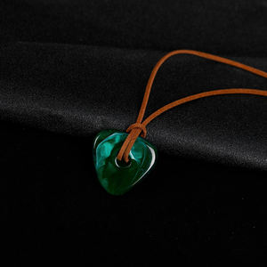 Collares <span class=keywords><strong>de</strong></span> joyería <span class=keywords><strong>de</strong></span> moda collar <span class=keywords><strong>de</strong></span> cadena <span class=keywords><strong>de</strong></span> piedra verde joyería <span class=keywords><strong>Coraline</strong></span> & The Secret Door Anime película Cosplay joyería <span class=keywords><strong>de</strong></span> Halloween - Product Image 5