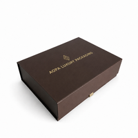 Boîte cadeau magnétique pliable sur mesure, emballage de luxe pliable, estampage à chaud or, cadeau d'entreprise, approvisionnement en gros