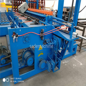 Machine automatique de filet de clôture de cerf de noeud <span class=keywords><strong>fixe</strong></span> de joint de charnière de CNC 220V avec le <span class=keywords><strong>moteur</strong></span> et le <span class=keywords><strong>moteur</strong></span> pour l'usine de fabrication - Product Image 4