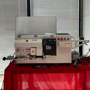 KM-4100 Volautomatische Apparatuur Voor De Fabricage Van Kabels Die De Nummercode Van De Buis Invoegen, Draadsnijstrip-Plooimarkeermachine - Product Image 1