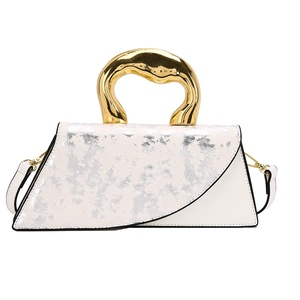 2024 nuova borsa da donna in PU di fascia alta in rilievo borsa da polso Texture monospalla Casual Versatile a cavallo - Product Image 1