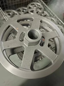 Haute résistance Durable solide roue de chemin de fer CNC usinage forgeage roulement traitement thermique Production de précision-qualité assurée Rail - Product Image 5