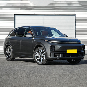 5-seater L7รถยนต์แบบไฮบริดสี่ล้อขับเคลื่อนสองล้อความเร็วความเร็วสูงหรูหราแบบมืออาชีพ - Product Image 4