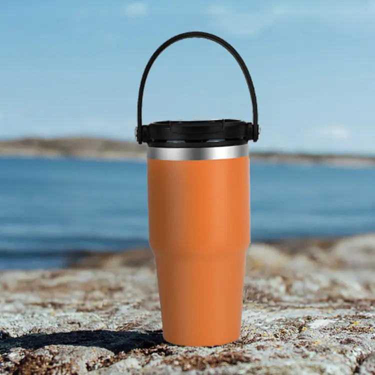 Preço por atacado 20oz 30oz Isolado Travel Mug Double Wall Vacuum Stainless Steel Cup Tumbler com Straw Leakproof Flip