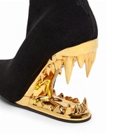 Bottes courtes extensibles à talons compensés en forme de dents de tigre pour femmes, chaussons à la cheville à bout pointu, chaussures de créateurs de scène