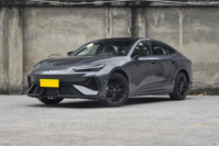 UNI-V 2025 Model Generasi ke-3 2.0T Edisi JinQing Sedan Fastback 4-pintu 5-kursi Mobil Bekas Dijual dengan Harga Kompetitif