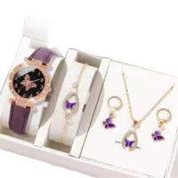 Parure de bijoux tendance pour femme en alliage, ornée de cristaux et de strass en forme de cœur, avec collier, boucles d'oreilles et bague