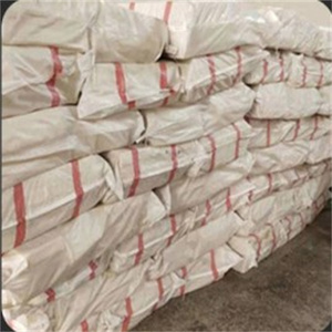 Factory Supply White Solid Microcrystalline Paraffin Wax for Cosmetic Candle and Lubricant - Product Image 4