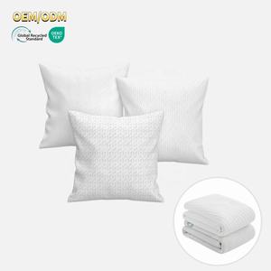 18x18 süper yumuşak mikrofiber peluş lüks çocuk yastık kılıfı işlemeli Polyester süblimasyon kadife örme fermuar kapatma - Product Image 1