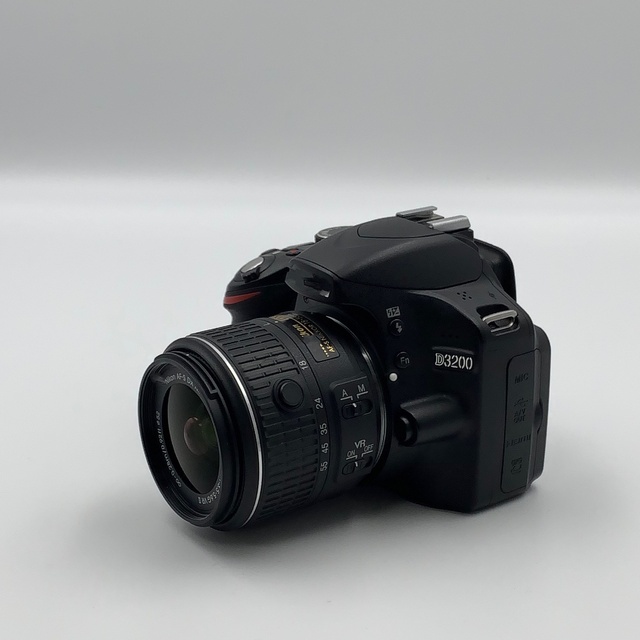 Used N Ikon D3200 DSLR Kit | 24.1MP + 18-55mm VR Lens,A+ Condition with Battery & Charger,B2B Bulk Purchase Preferred